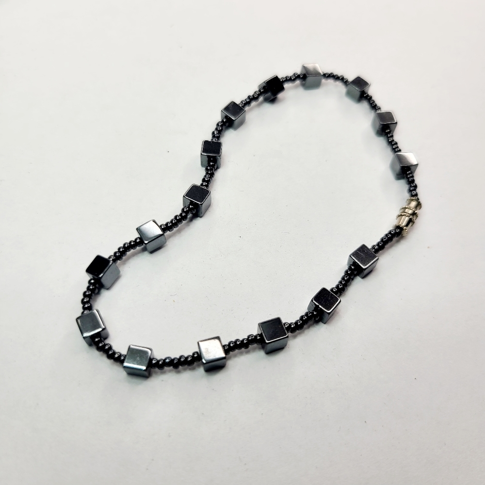 Boho-style Hematite Bracelet